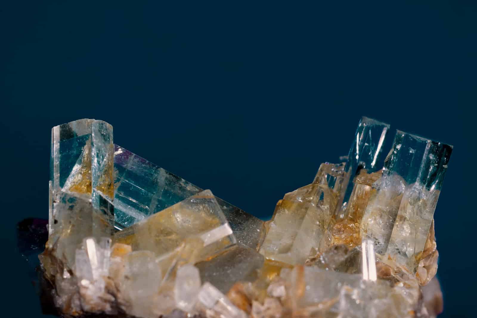 How To Tell The Difference Between Aquamarine Topaz Formality